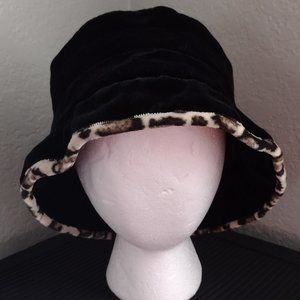 Cute little velvet bucket hat